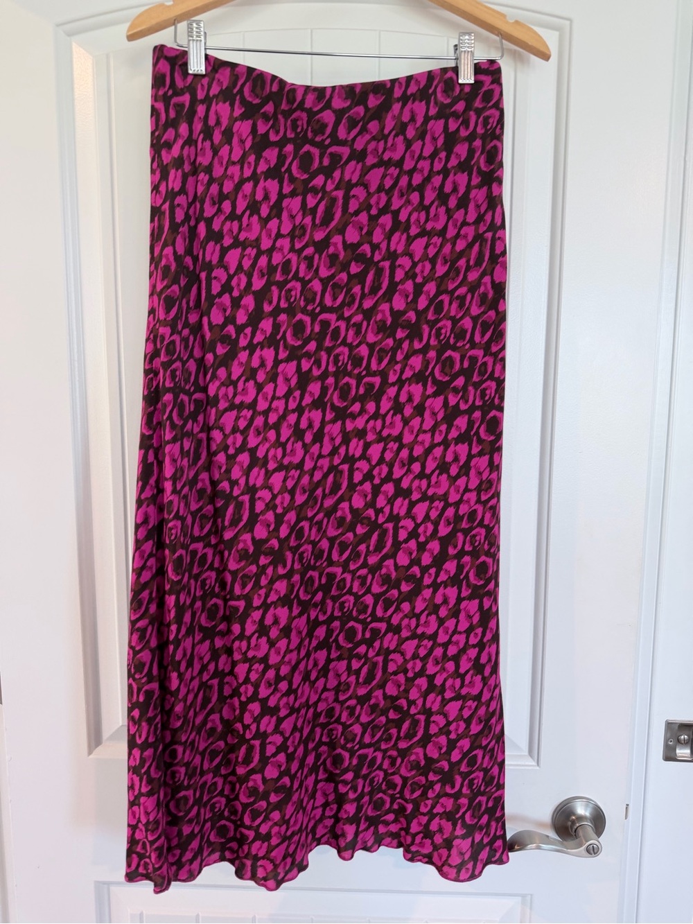 Fifteen Twenty Pink Leopard Animal Print Midi Skirt Size L